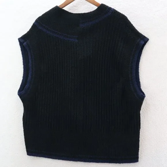 Nike FN1886-010 Sweater Vest Women's Small Black Sportswear Collection Knit - Picture 7 of 9
